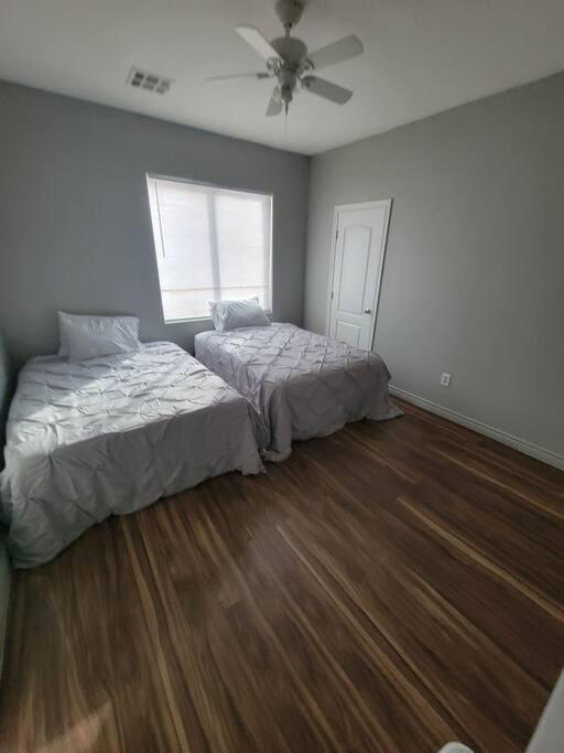 5 Bed- Strip 8Mil, Dwntown 4.5Mi Villa Лас Вегас Екстериор снимка
